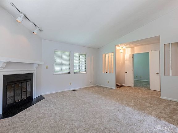 5th image of 6074 N Quinella Way