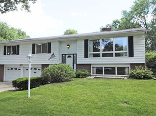 1425 Wyldewood Dr, Madison, WI 53704