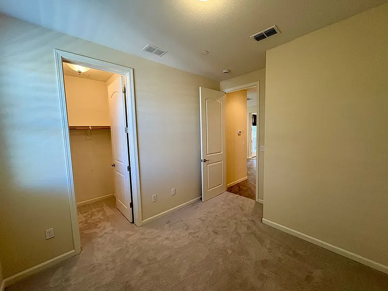 1658 N Pole Pl #1 — Photo 42
