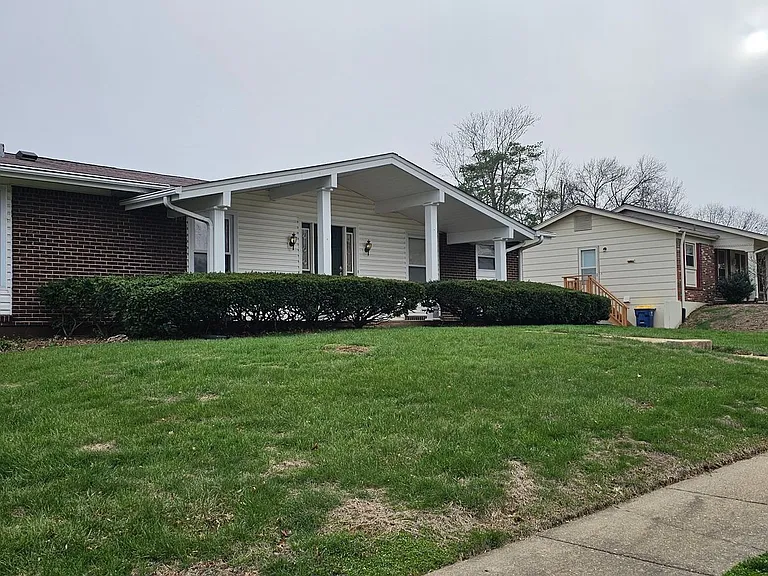 11864 Featherwood Dr — Photo 2