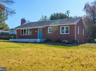 5203 Cedar Rd, Alexandria, VA 22309