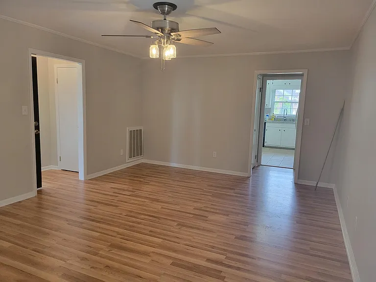 7811 Haven St SE — Photo 7