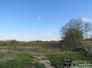 370 Grobe Dr, San Antonio, TX 78220