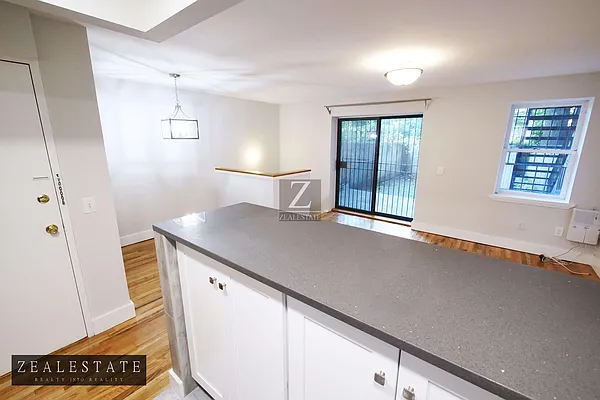 Rented by ZealEstate Group Inc | media 25