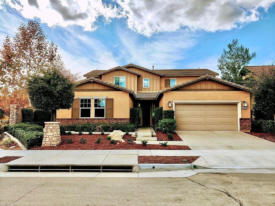 1st image of 30253 Big Country Dr