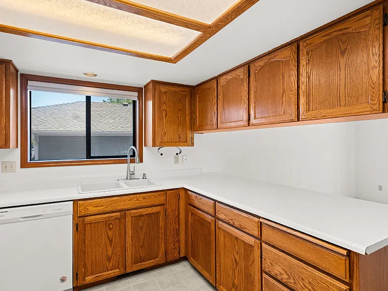 2890 Wedgewood Ln — Photo 16