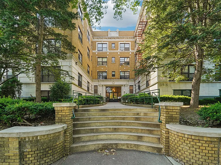 PEEK Arlington Grove — Photo 33