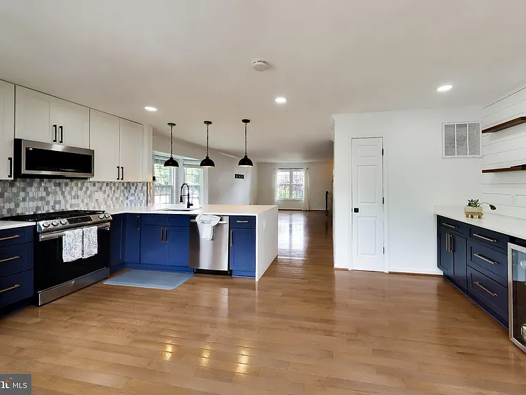 14179 Compton Valley Way — Photo 7