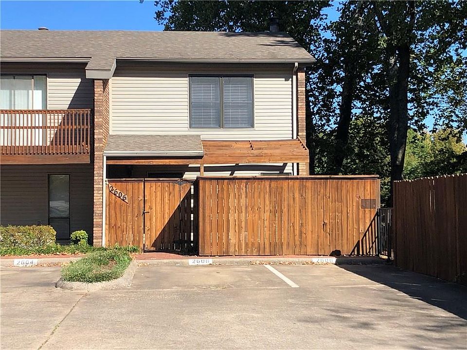 1st image of 2606 E Sweetbriar Dr