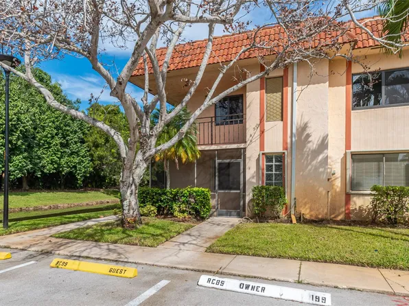 369 Lakeview Drive #101, Weston, FL 33326