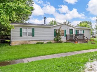382 W Lincoln St, Hawk Point, MO 63349