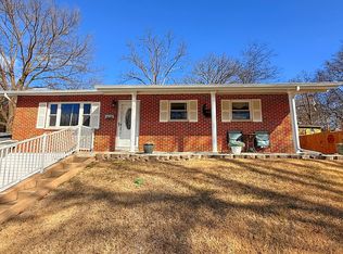 530 Cedar Ln, Festus, MO 63028