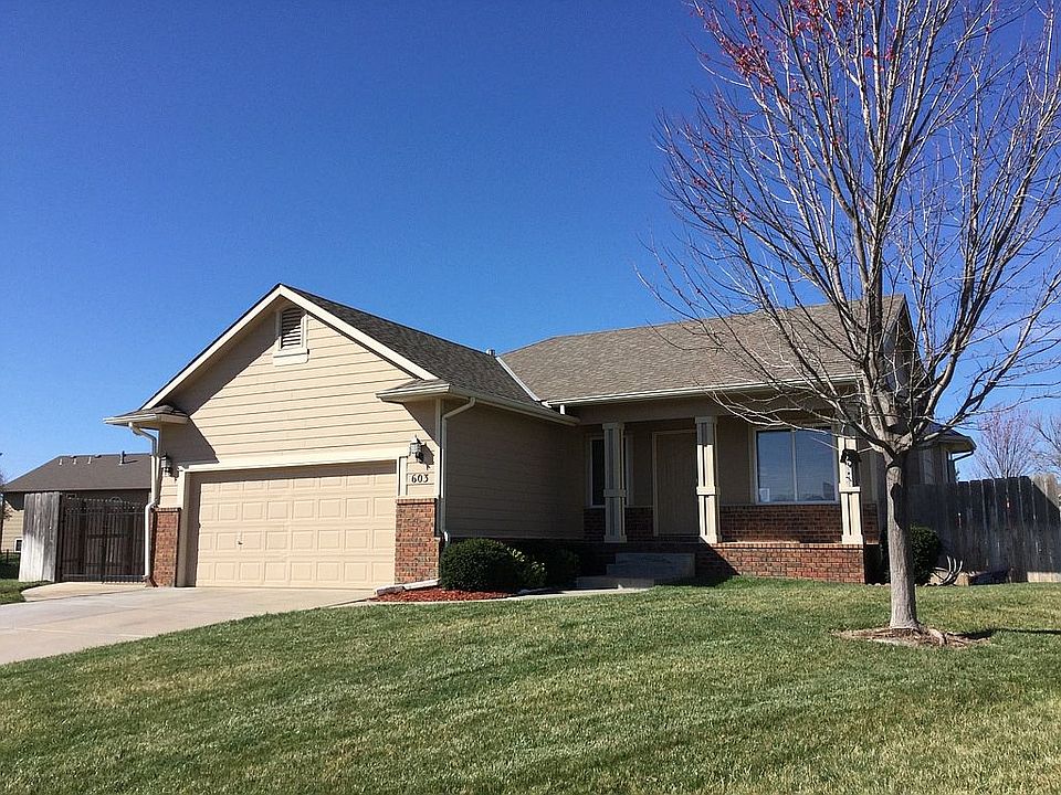 1st image of 603 N Brentwood Pl