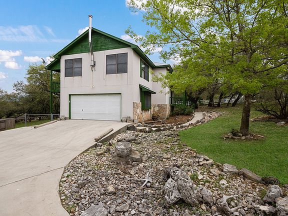 3rd image of 1102 Colleen Dr