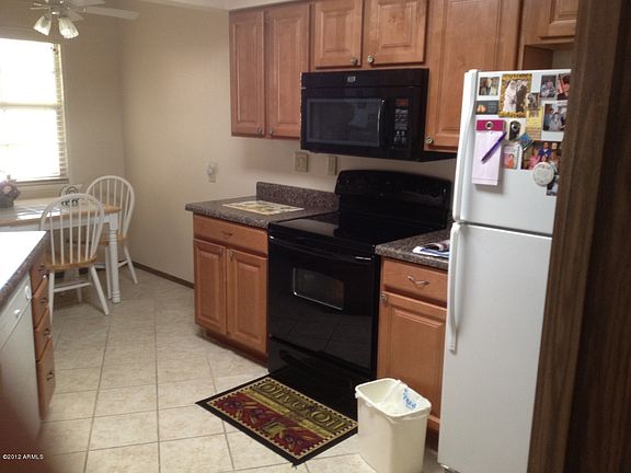 2nd image of 10564 W Palmeras Dr