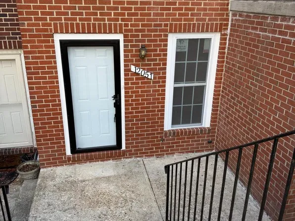 12057 Crimson Ln #198, Silver Spring, MD 20904