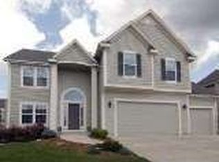 15405 S Hallet St, Olathe, KS 66062