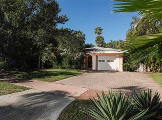150 S Washington Dr, Sarasota, FL 34236