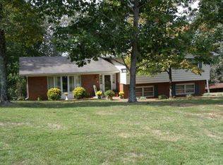 17 Gallain Cir, Waynesboro, TN 38485