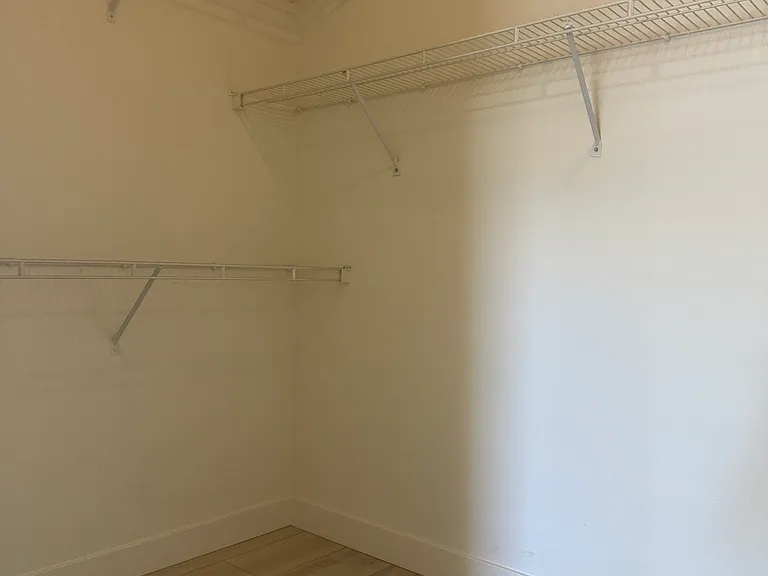 22746 Hannah Ct — Photo 7