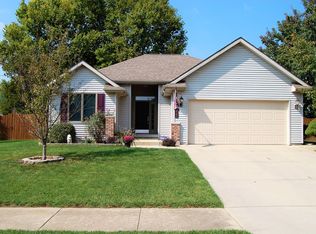 2146 Shiloh Dr, Columbus, IN 47203