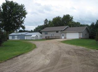 16756 140th St, Cresco, IA 52136