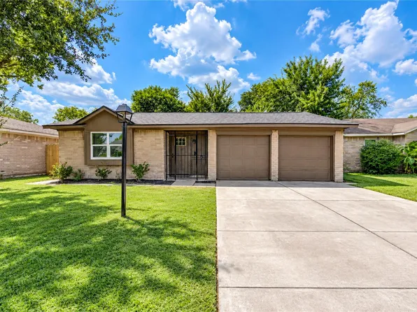 12118 Jutland Rd, Houston, TX 77048