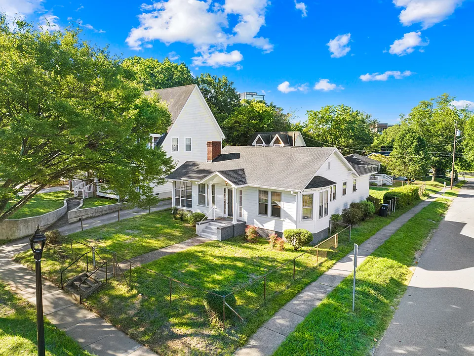 337 West Blvd