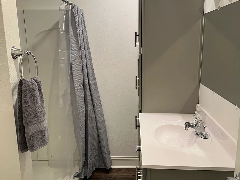 402 S 3rd Ave #4 — Photo 8