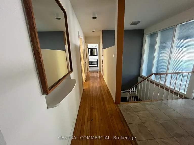 32 Heathview Ave — Photo 5