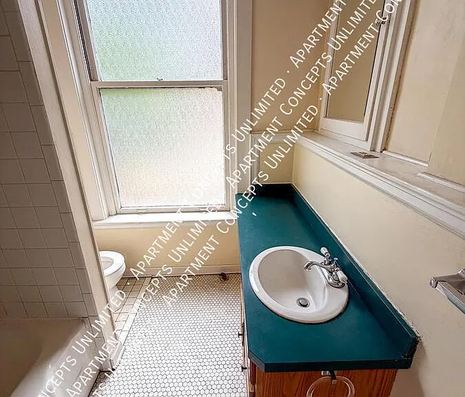 1302 N Williams St #1 — Photo 12