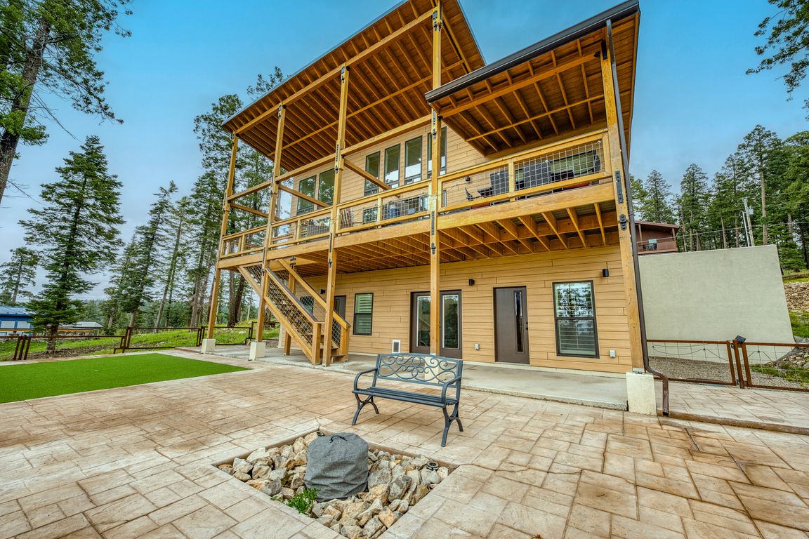 next background image