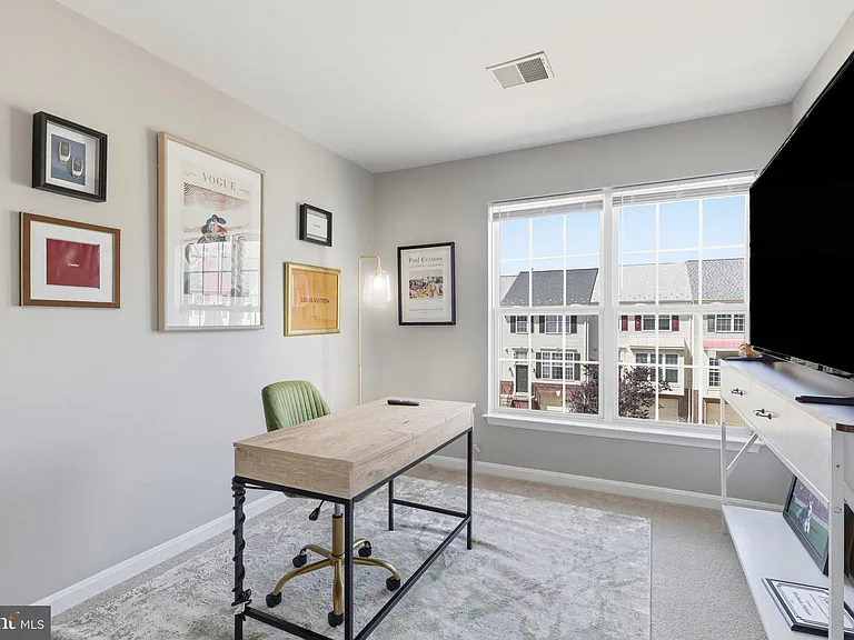 8110 Cerromar Way — Photo 15