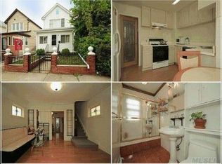 3218 152nd St, Flushing, NY 11354
