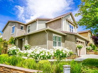 22637 Lamplight Pl, Santa Clarita, CA 91350