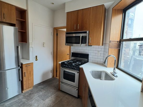 110 Madison St APT 14