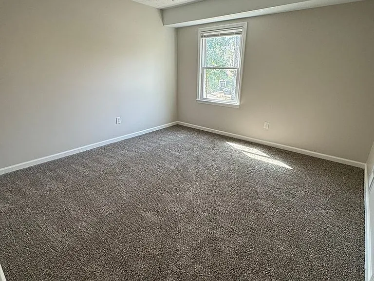 315 Ansley Dr — Photo 11
