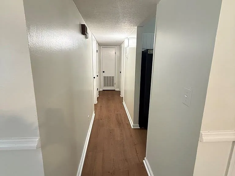 101 Ellen Dr — Photo 13