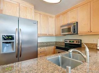 8889 Caminito Plaza Centro, San Diego, CA 92122