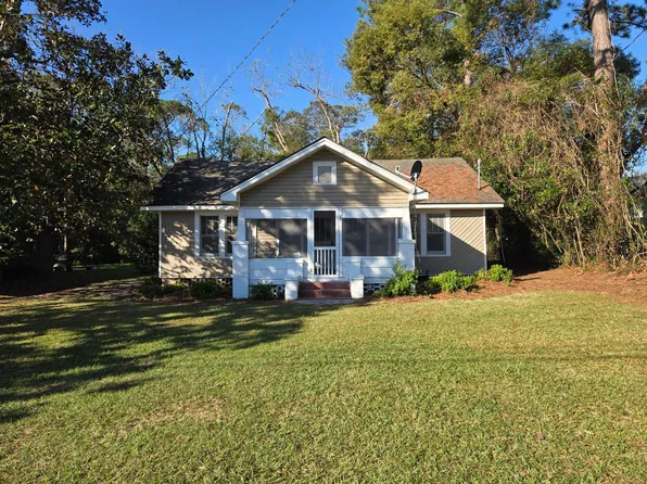 405 S Berrien St, Nashville, GA 31639