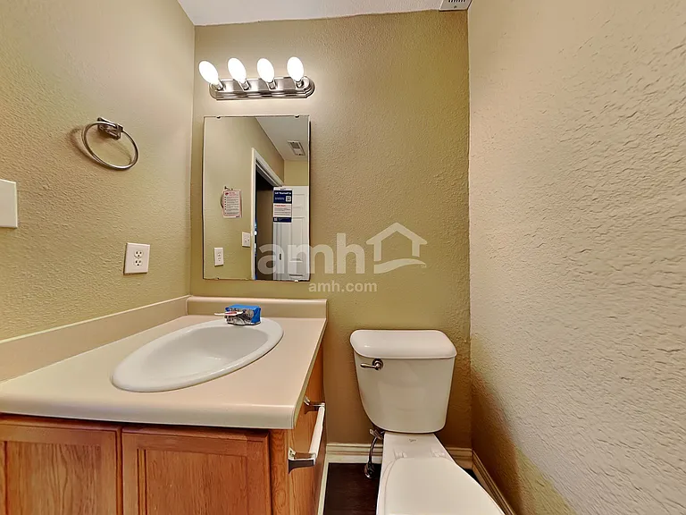4704 Ashfield Dr — Photo 21