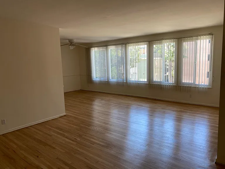 444 Landfair Ave #1/2 — Photo 3