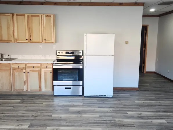 413 S Main St #419, Seneca, IL 61360