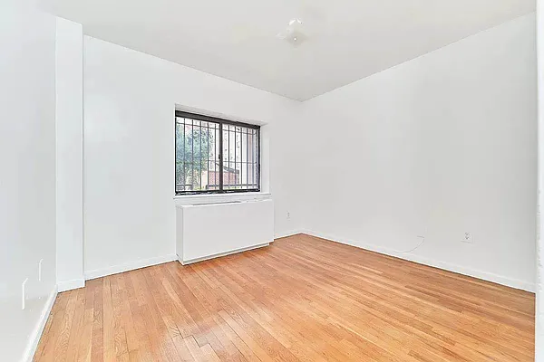 Rented by Living New York | media 8