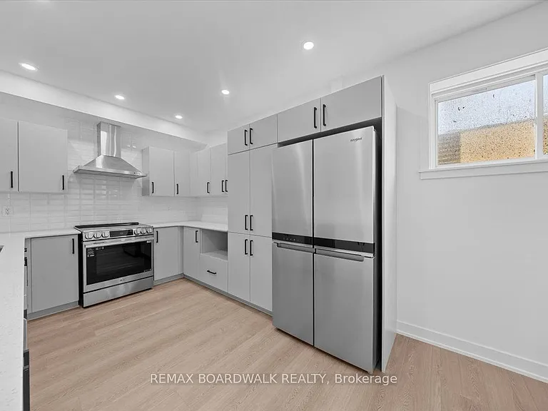 141 Shelleright St — Photo 11