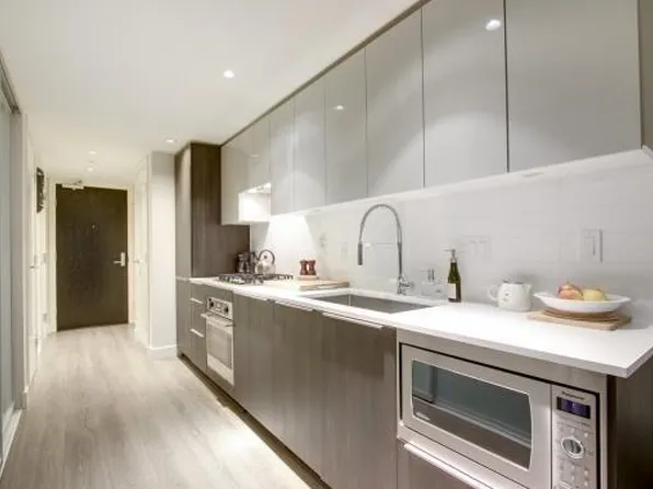 1588 Hastings St E, Vancouver, BC