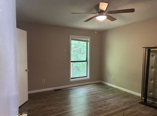 5730 Aftonshire St, Fayetteville, NC 28304