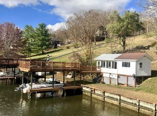 4812 Laurel Ln, Pulaski, VA 24301