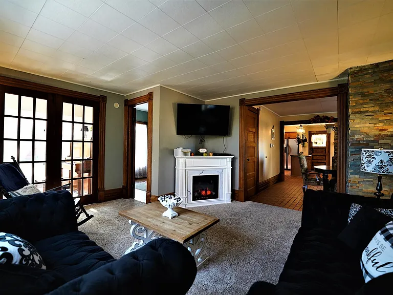 5011 S Water Rd — Photo 9