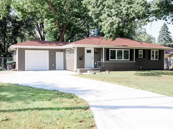 5414 SW 17th St, Des Moines, IA 50315